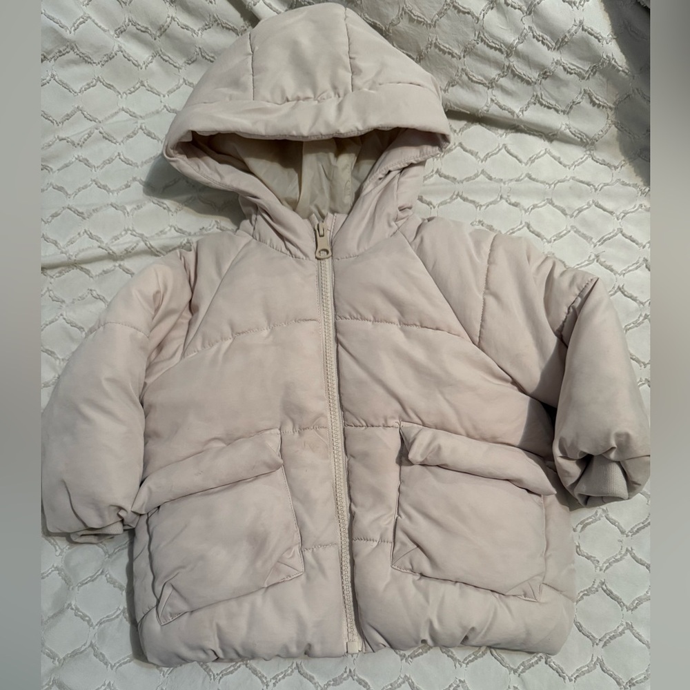 Zara Kids Hooded Puffer Jacket in Light Beige 12-18 months